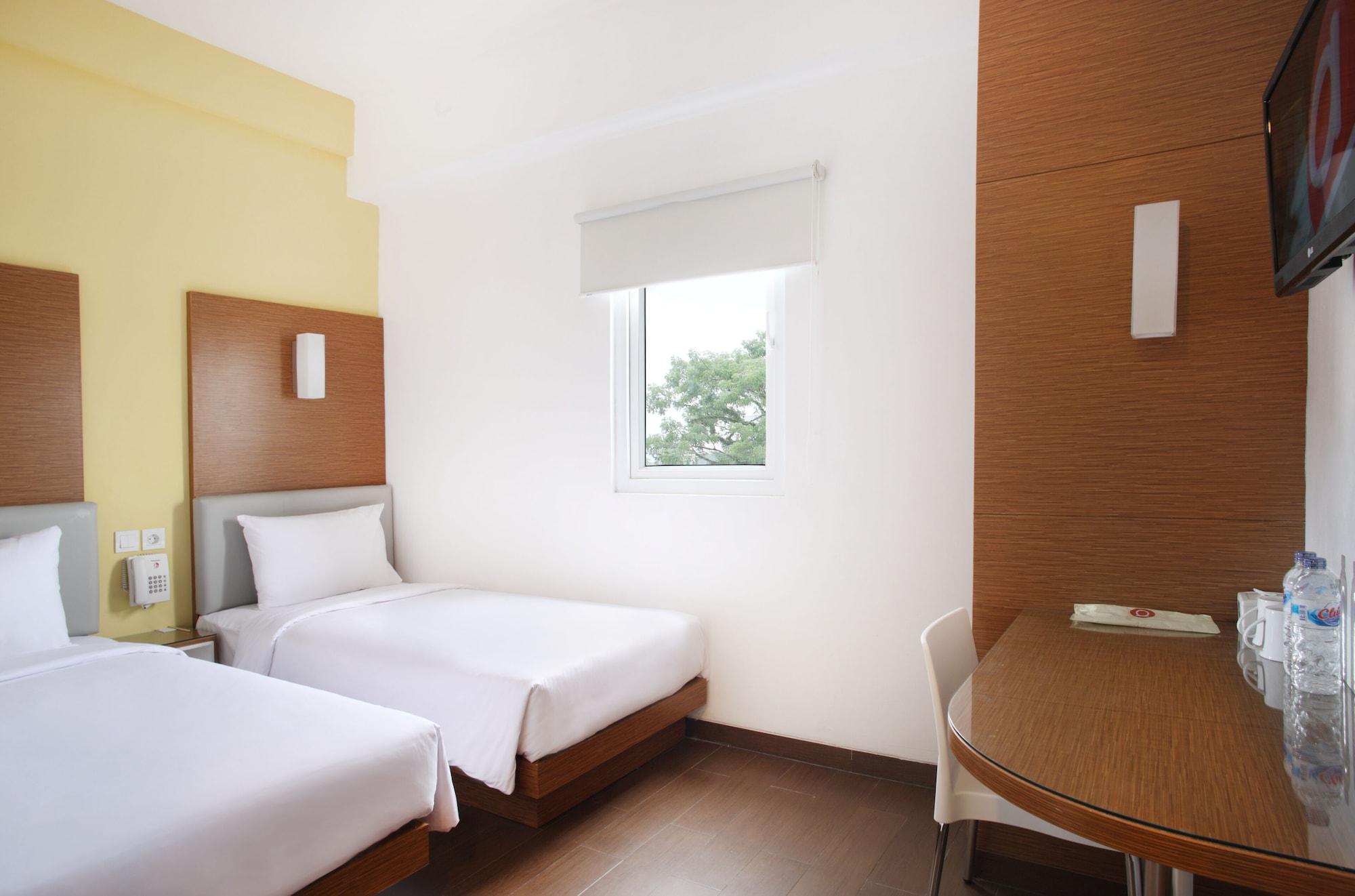 Amaris Hotel Malang Esterno foto