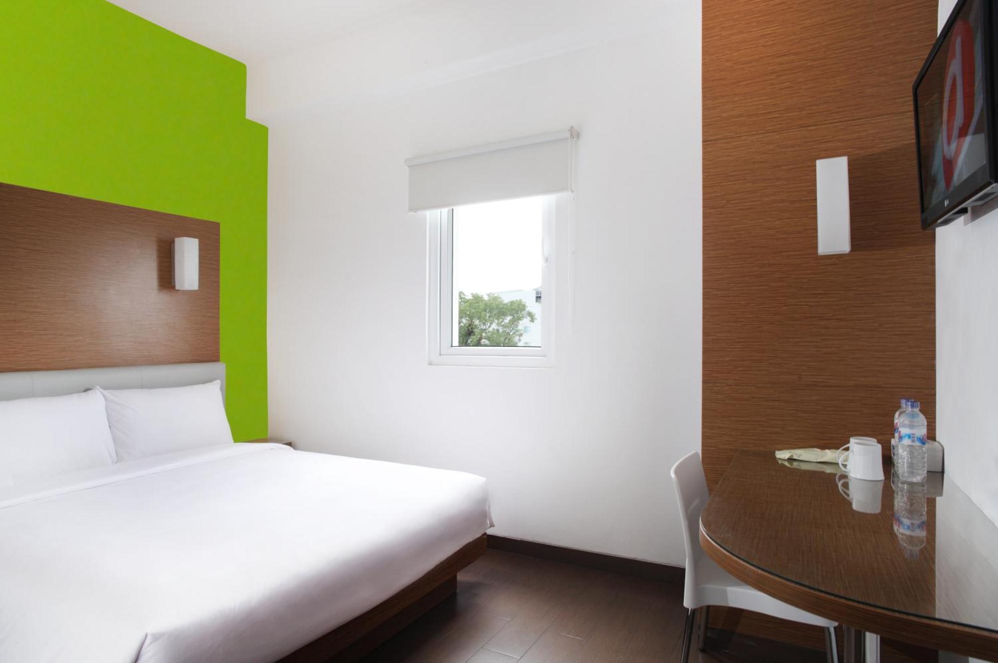 Amaris Hotel Malang Esterno foto