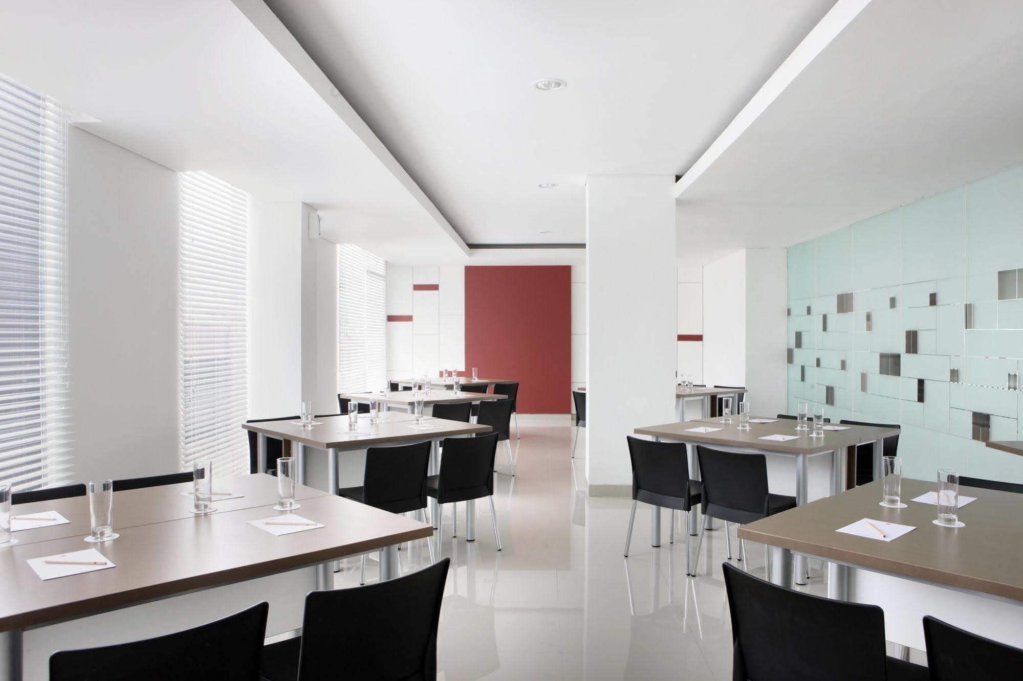 Amaris Hotel Malang Esterno foto